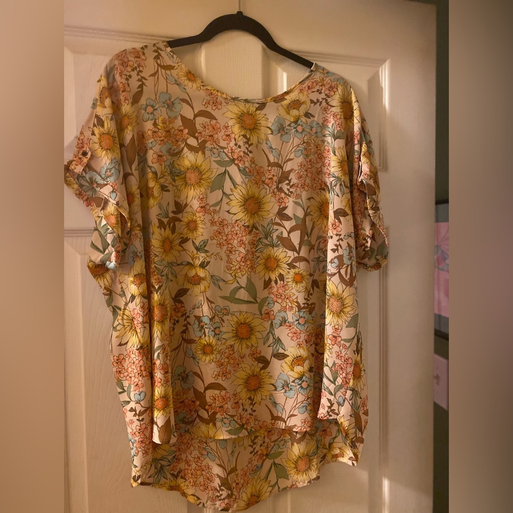 Maurice’s shirt